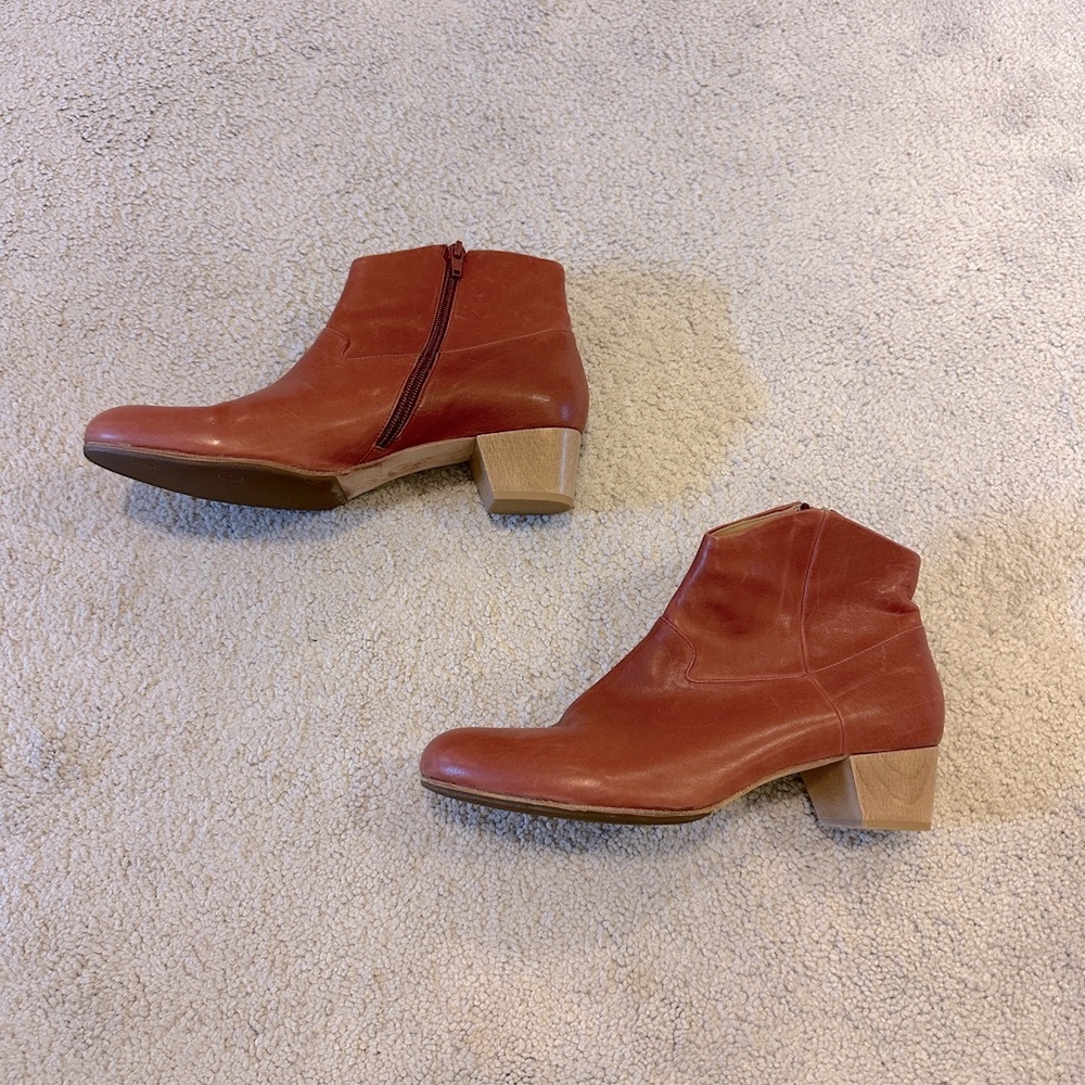Coclico Brown leather Ankle Booties